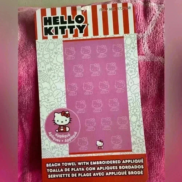 🚫SOLD🚫 Hello Kitty Beach Towel - Picture 2 of 8